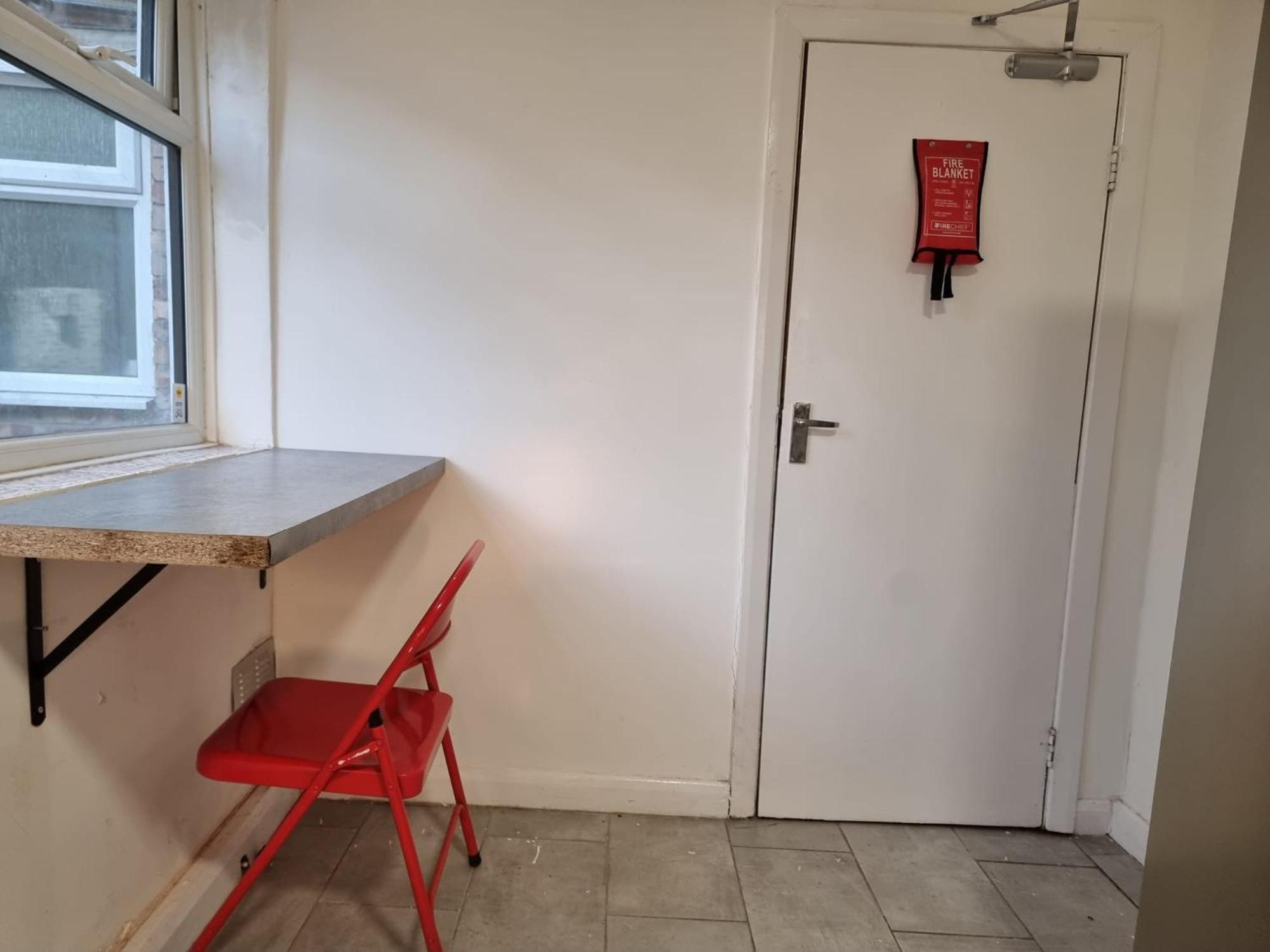Easy Rooms, London Luton Airport -24 Hour Check-In Екстериор снимка